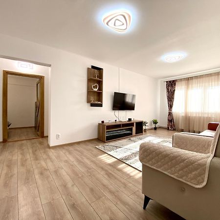 בראשוב Kronstadt Apartment - Pet Friendly מראה חיצוני תמונה