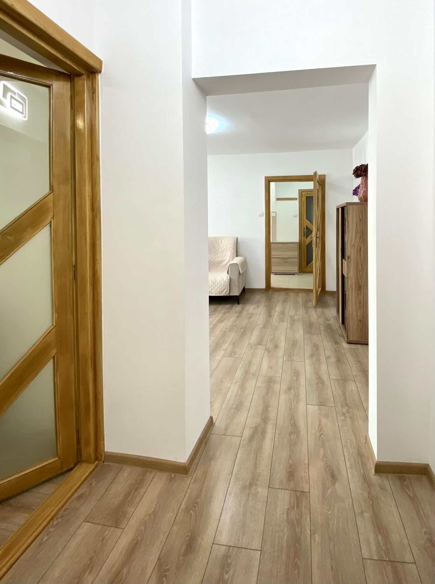 בראשוב Kronstadt Apartment - Pet Friendly מראה חיצוני תמונה